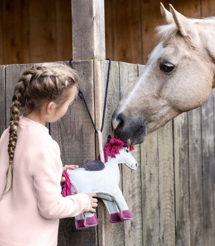 Hračka pro koně Waldhausen Unicorn Emily